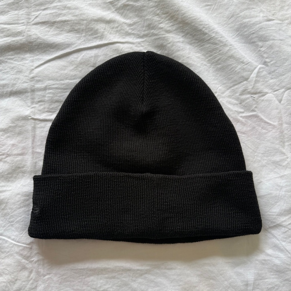 New Era Black Ribbed Cuffed Beanie